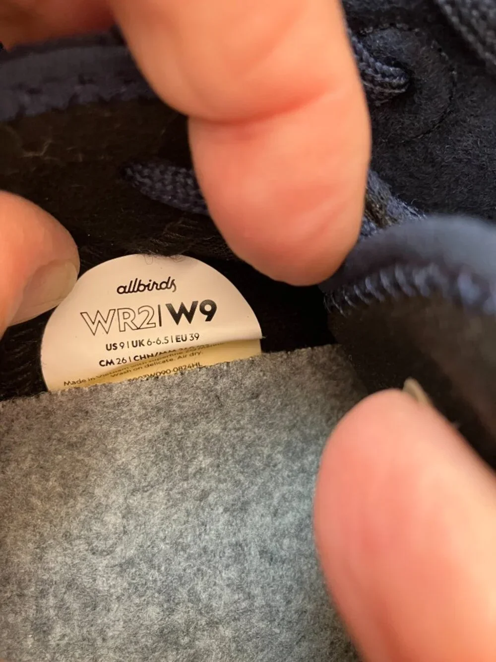 Allbirds Women's Wool Runner Go 2, in Deep Navy, size 9